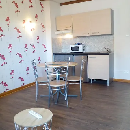 La Maison En Cezallier - Poppies * Marcenat (Cantal)